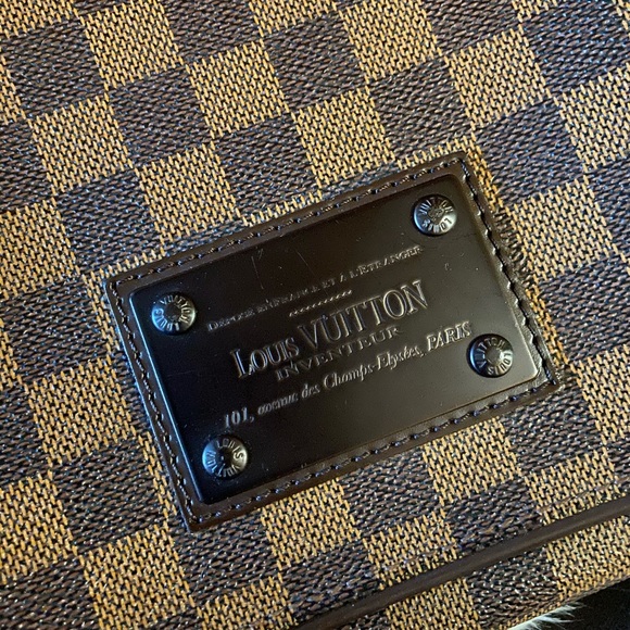 ‼️SOLD‼️ Louis Vuitton Brooklyn Pm - Picture 3 of 14